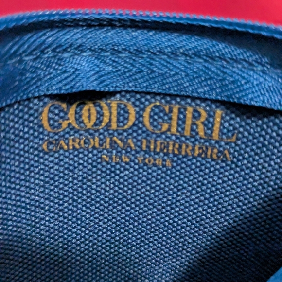 🆕 Carolina Herrera Good Girl Navy Blue Card Holder Coin Purse Small Wallet - Picture 4 of 9